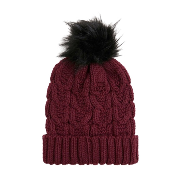 🆕 Burgundy Purple Winter Hat Toque Fluffy Pom NWT - Picture 2 of 4